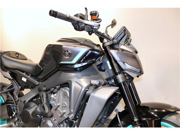 YAMAHA MT-09 Y-AMT(YAMAHA AUTOMATED MANUAL TRANSMISSION)