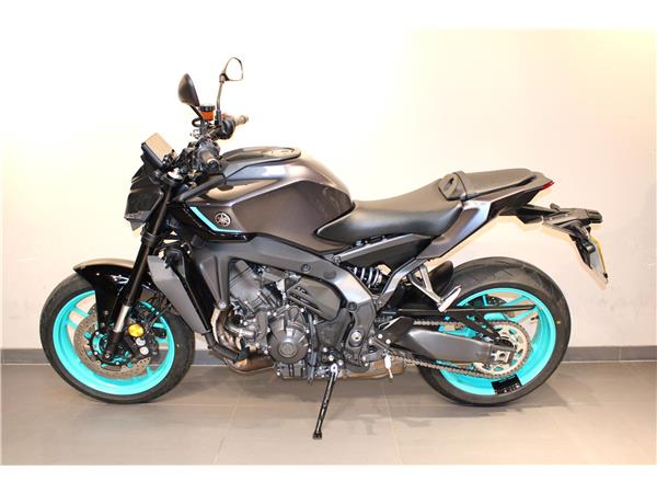 YAMAHA MT-09 Y-AMT(YAMAHA AUTOMATED MANUAL TRANSMISSION)