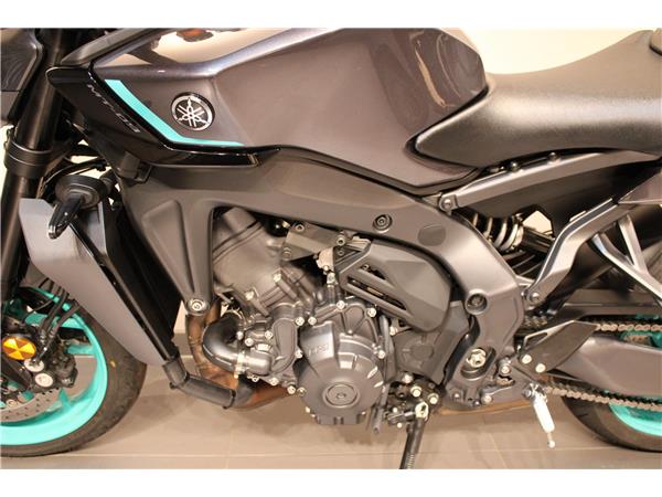 YAMAHA MT-09 Y-AMT(YAMAHA AUTOMATED MANUAL TRANSMISSION)