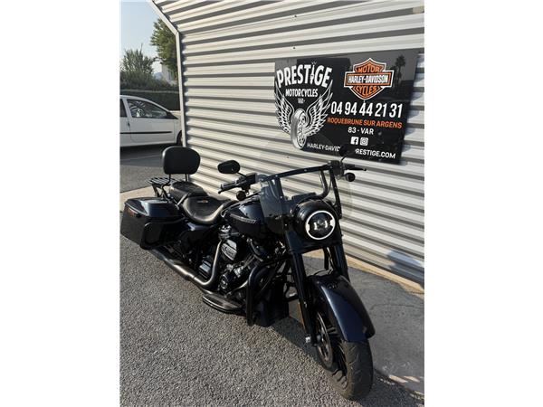2019 HARLEY-DAVIDSON ROAD KING