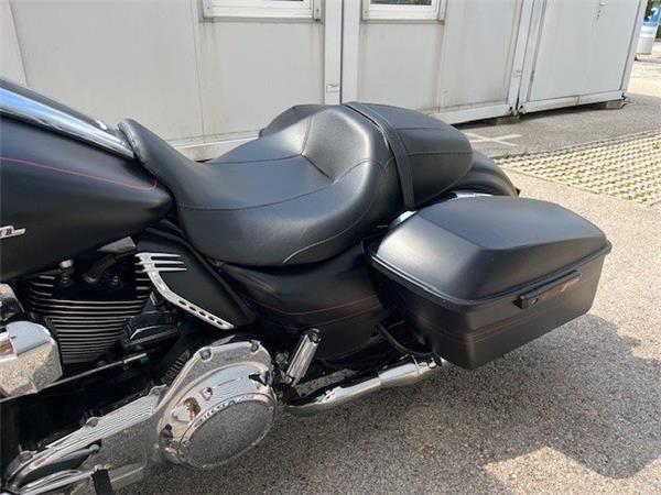 2016 Harley-Davidson Touring Street Glide Special FLHXS
