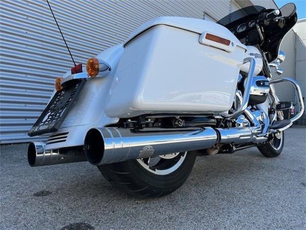 2017 Harley-Davidson Touring Street Glide Special FLHXS