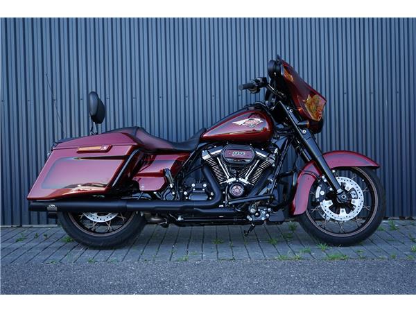 2023 harley-davidson FLHXSANV Street Glide Special Anniversary 114