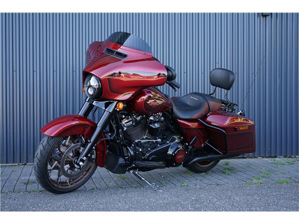 2023 harley-davidson FLHXSANV Street Glide Special Anniversary 114