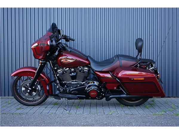 2023 harley-davidson FLHXSANV Street Glide Special Anniversary 114
