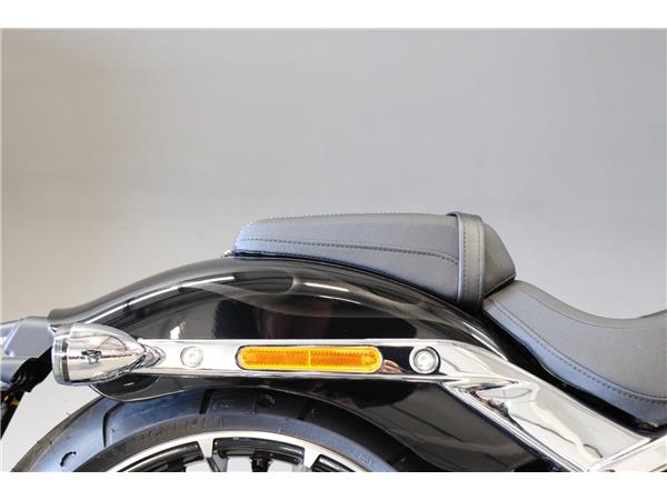 2025 HARLEY-DAVIDSON SOFTAIL BREAKOUT 117