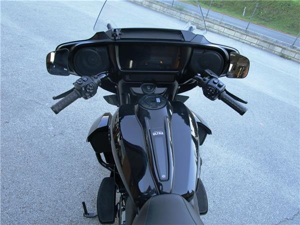2025 FLHXU 117 Street Glide Ultra