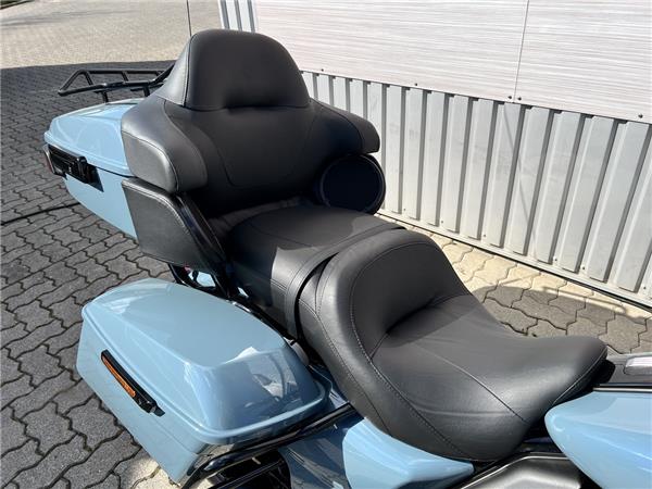 Road Glide Limited 