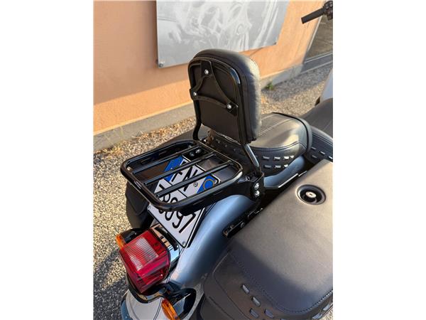 Harley-Davidson Softail FLHCS - Heritage Classic