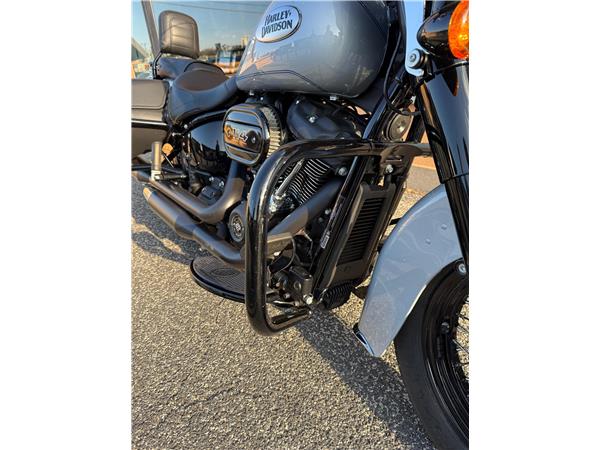 Harley-Davidson Softail FLHCS - Heritage Classic
