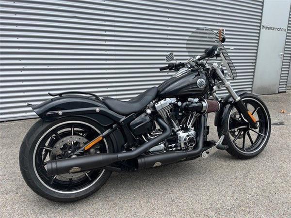 2016 Harley-Davidson Softail Breakout FXSB