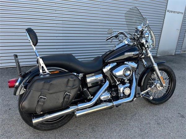 2011 Harley-Davidson Dyna Super Glide Custom FXDC