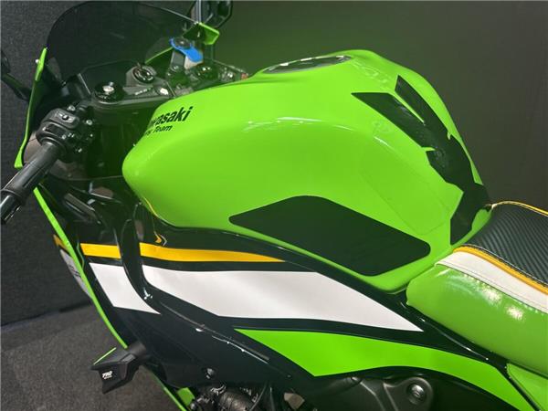 2025 Kawasaki Ninja ZX-6R