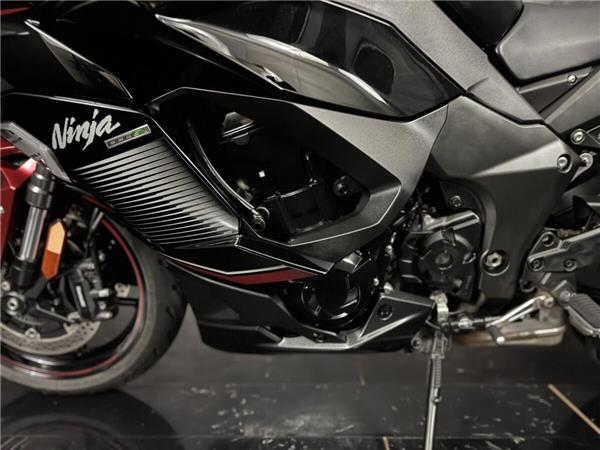 2024 Kawasaki Ninja 1000SX