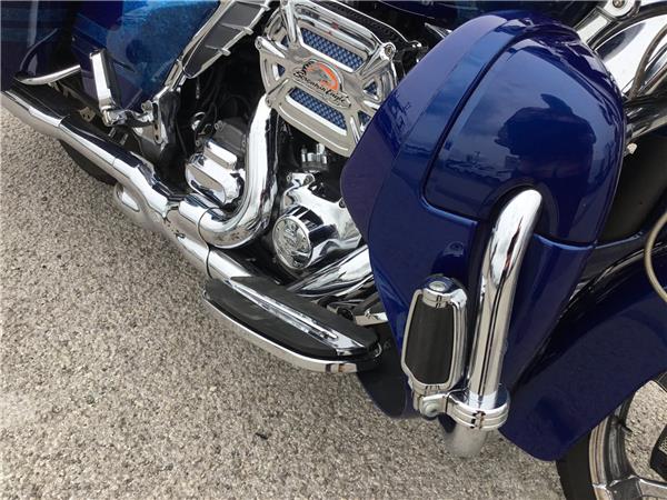 2013 HARLEY-DAVIDSON CVO FLHRSE ROAD KING