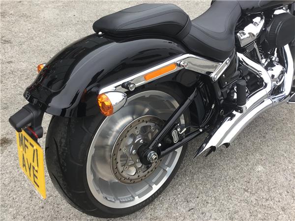 2021 HARLEY-DAVIDSON SOFTAIL FLFBS FAT BOY 114