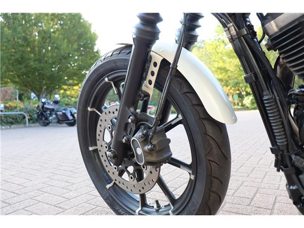2018 HARLEY-DAVIDSON SPORTSTER XL883N IRON