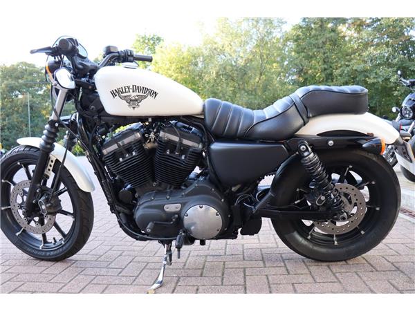 2018 HARLEY-DAVIDSON SPORTSTER XL883N IRON