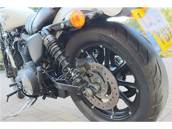 2018 HARLEY-DAVIDSON SPORTSTER XL883N IRON
