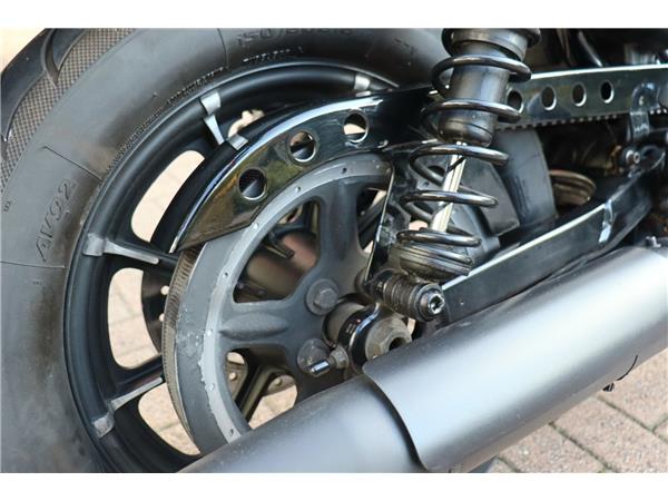 2018 HARLEY-DAVIDSON SPORTSTER XL883N IRON