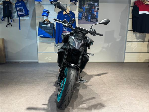 2025 YAMAHA MT-09 Y-AMT