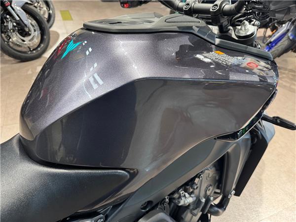 2025 YAMAHA MT-09 Y-AMT