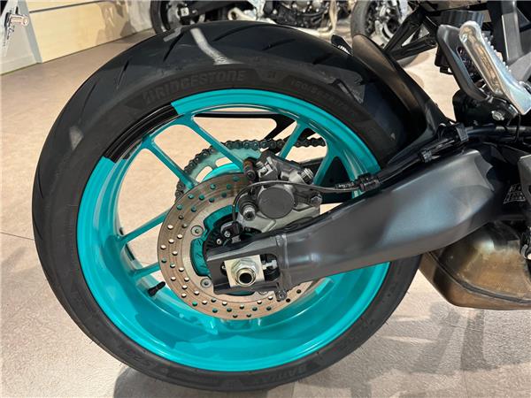 2025 YAMAHA MT-09 Y-AMT