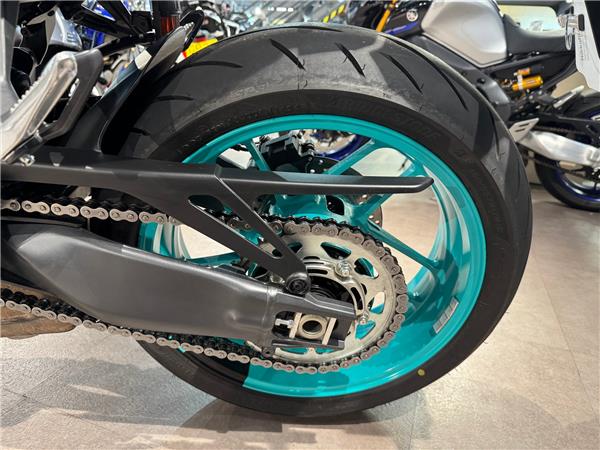 2025 YAMAHA MT-09 Y-AMT