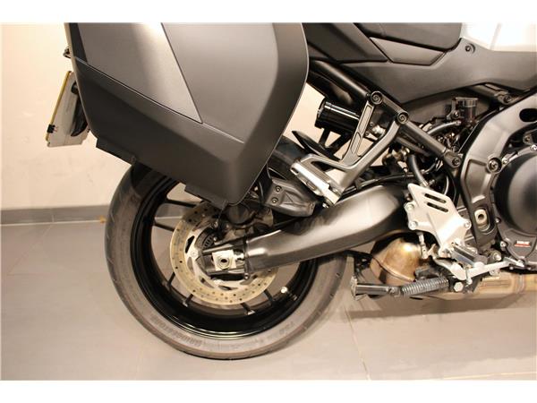 YAMAHA TRACER 9 GT Y-AMT (YAMAHA AUTOMATED MANUAL TRANSMISSION)