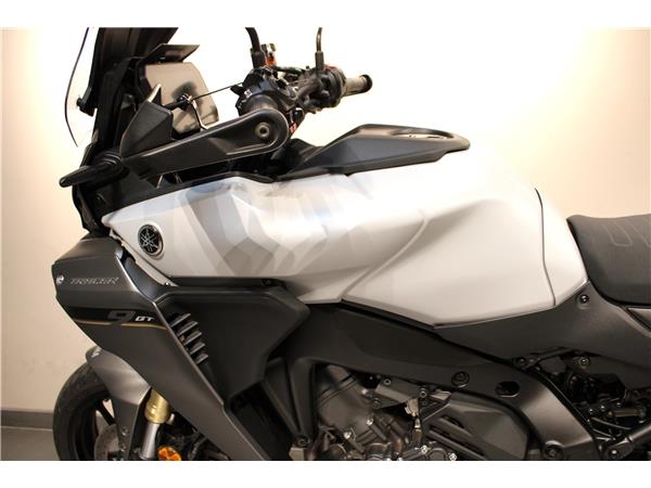 YAMAHA TRACER 9 GT Y-AMT (YAMAHA AUTOMATED MANUAL TRANSMISSION)