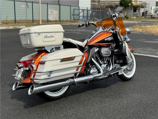 Electra Glide Highway King 