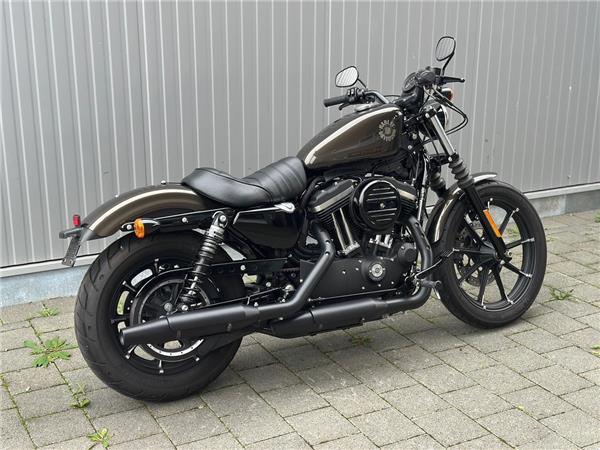 Sportster Iron 883 