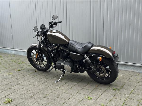 Sportster Iron 883 