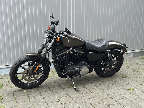 Sportster Iron 883 