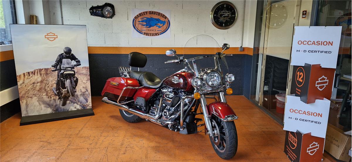2020 HARLEY-DAVIDSON ROAD KING