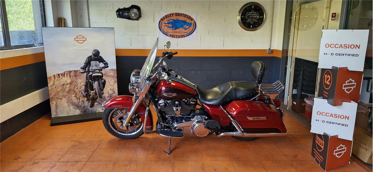 2020 HARLEY-DAVIDSON ROAD KING