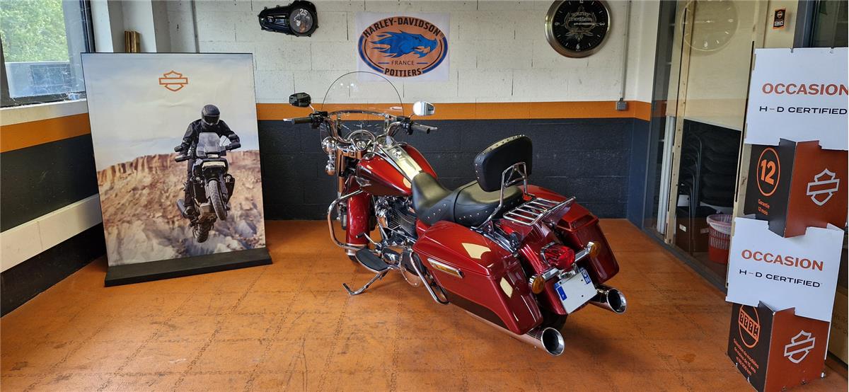 2020 HARLEY-DAVIDSON ROAD KING