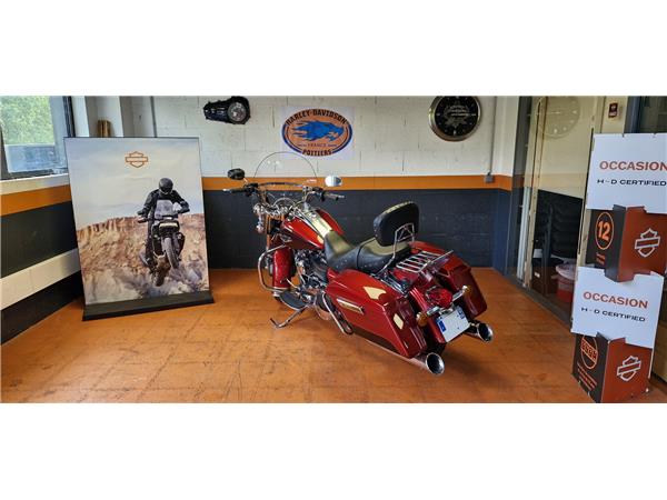 2020 HARLEY-DAVIDSON ROAD KING