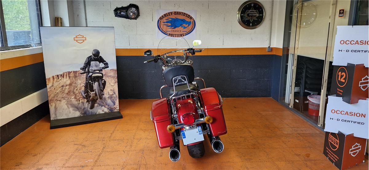2020 HARLEY-DAVIDSON ROAD KING