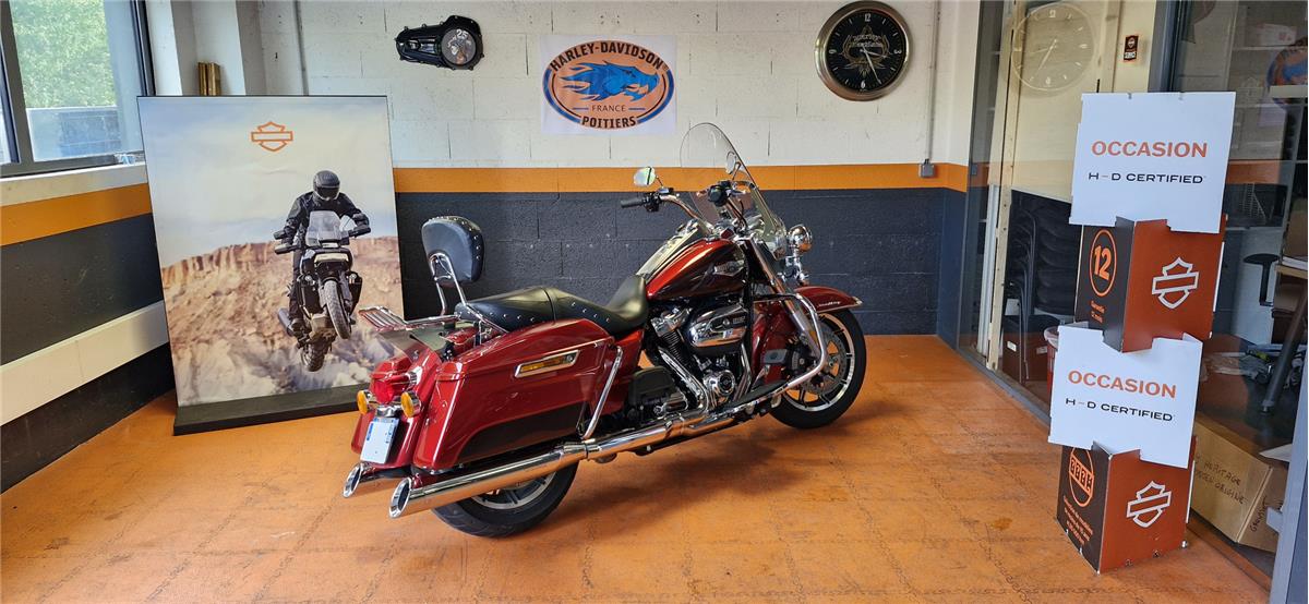 2020 HARLEY-DAVIDSON ROAD KING
