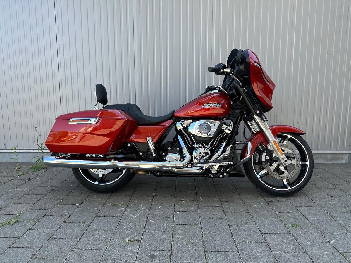 FLHX Street Glide 