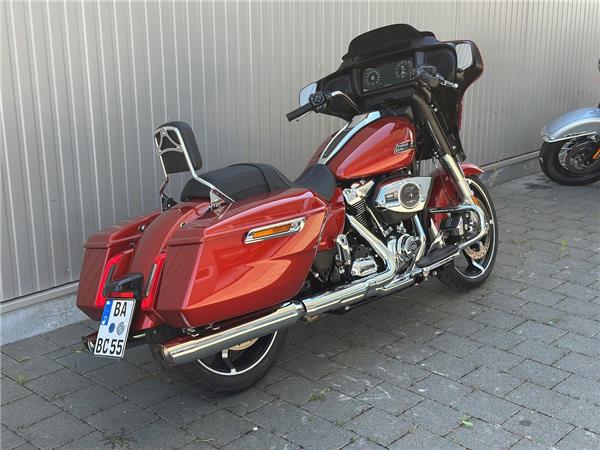 FLHX Street Glide 