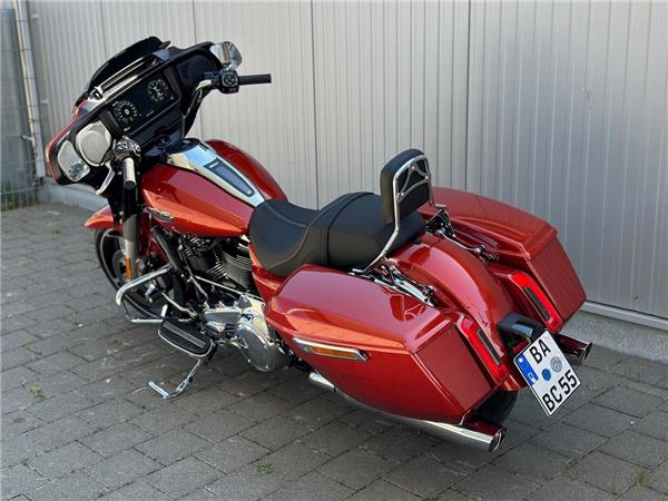 FLHX Street Glide 
