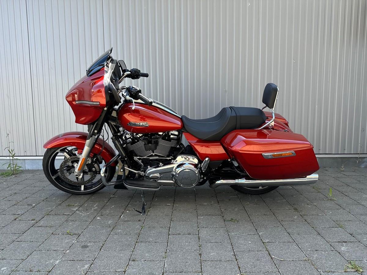FLHX Street Glide 