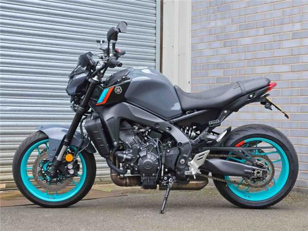 2022 Yamaha MT-09 (MTN890) Grey