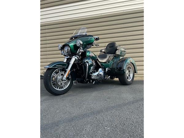 2024 HARLEY-DAVIDSON TRI GLIDE