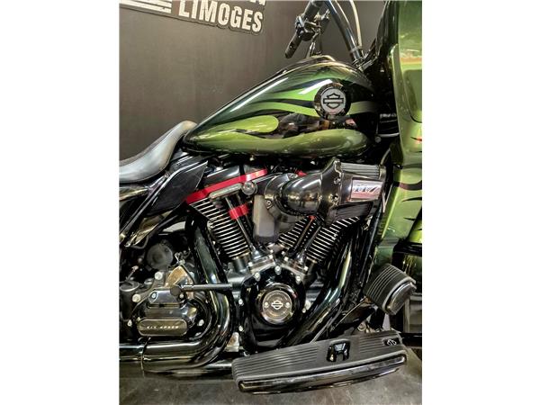 2022 HARLEY-DAVIDSON ROAD GLIDE