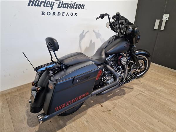 2011 HARLEY-DAVIDSON STREET GLIDE
