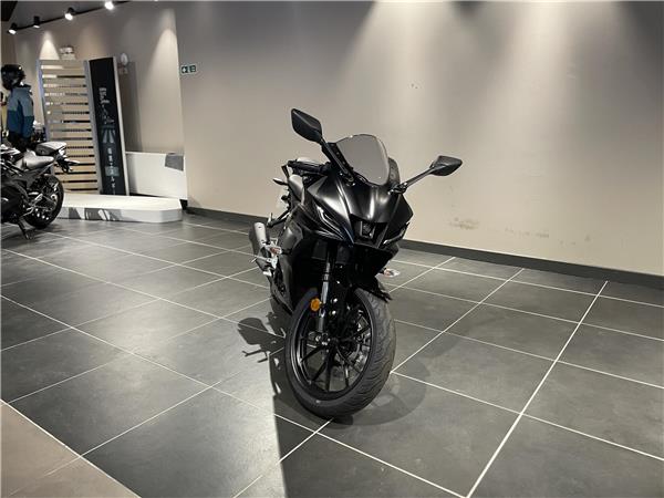 2025 Yamaha R125 