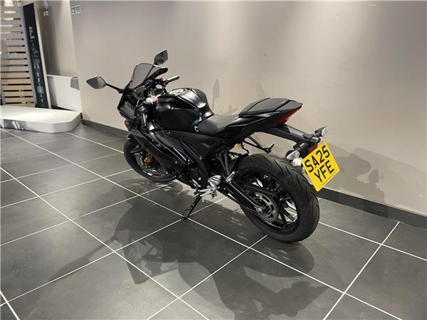 2025 Yamaha R125 